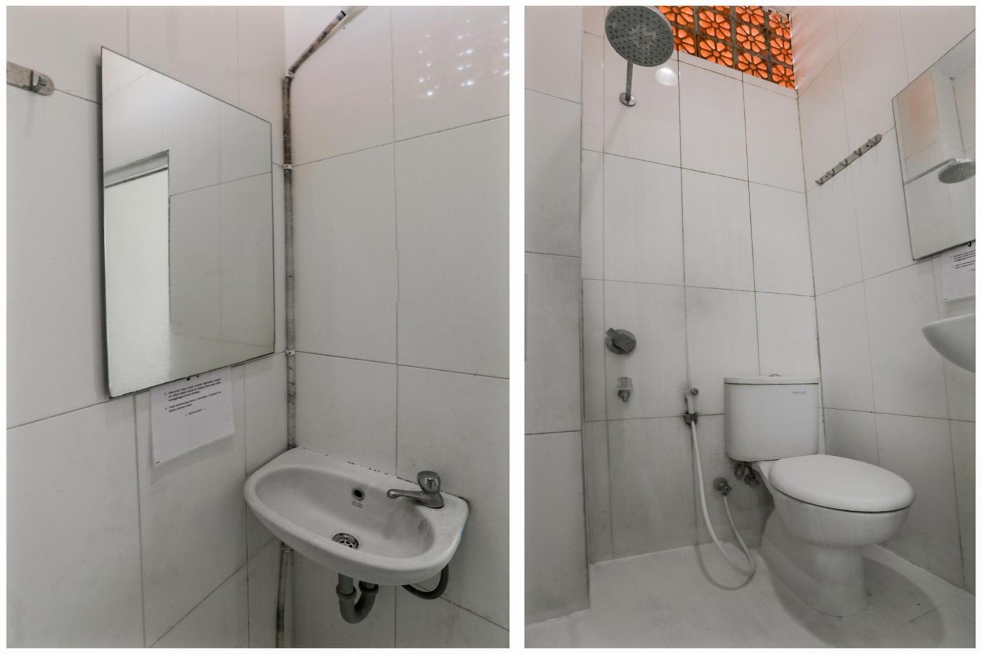 Super Oyo 3838 Tamansari Guest House 수라카르타 외부 사진